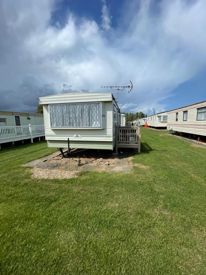 Tessas Caravan Breaks 查珀尔圣伦纳兹 外观 照片